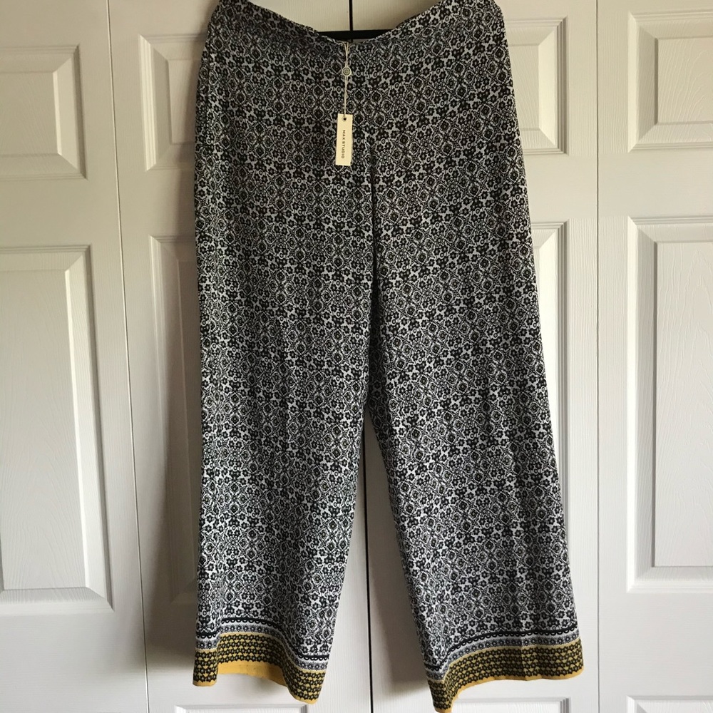 Max Studio Palazzo Pants 🤍🖤💛